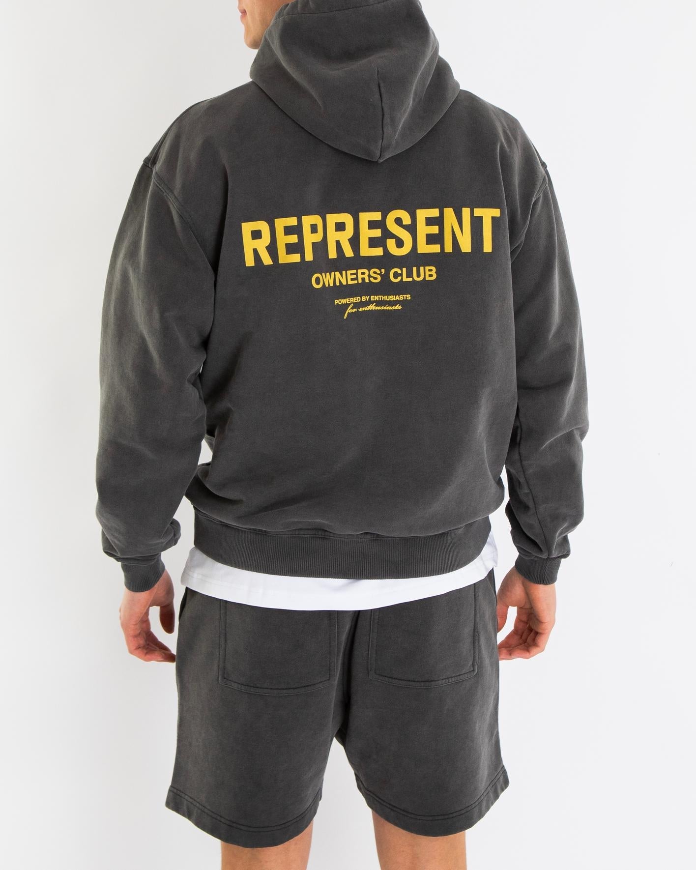 Represent Heren Represent Owners Club Hoodie - Eleganza.nl