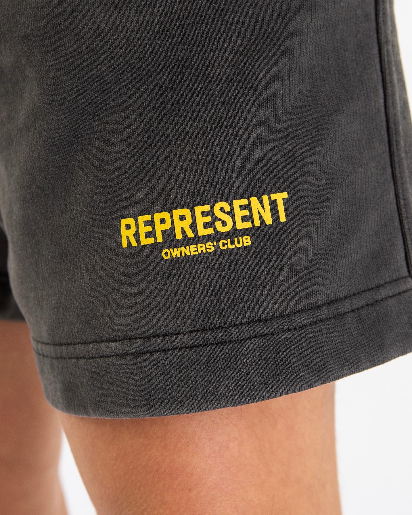 Represent Heren Represent Owners Club Shorts - Eleganza.nl